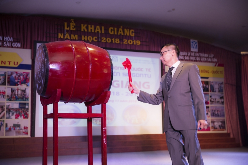 hoa ha u phan thi mo tri an truo ng cu 50 trie u do ng