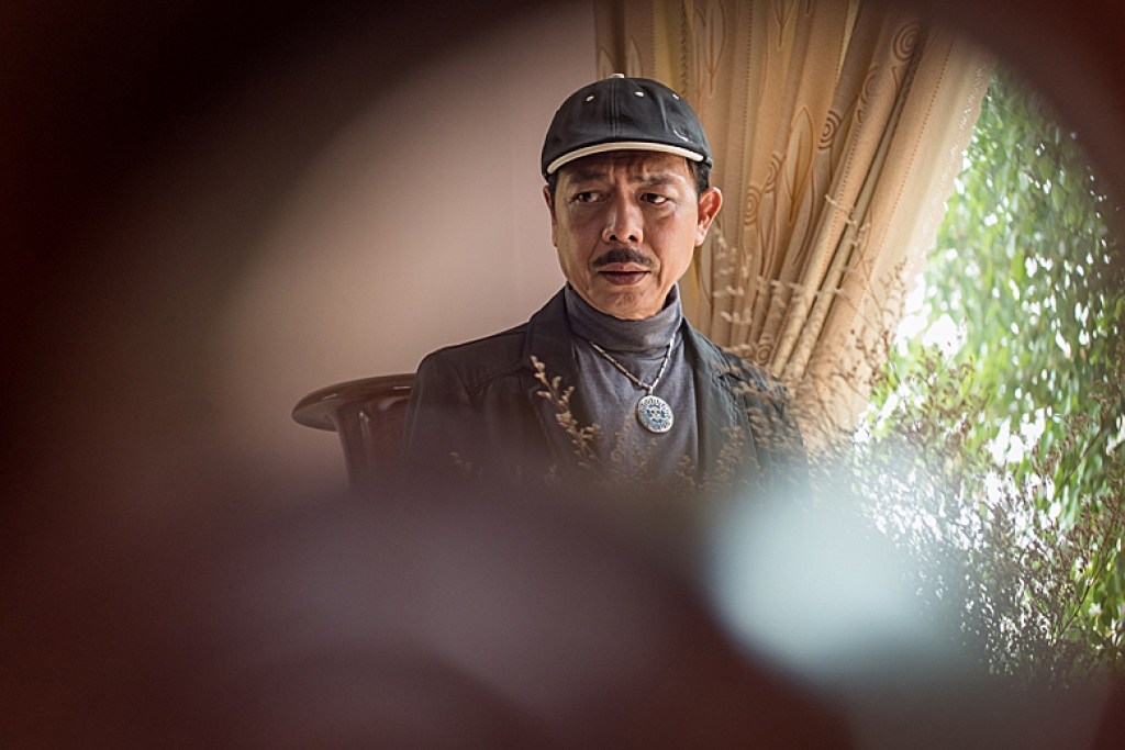 con gai bo gia chuyen bi hai ve giang ho di trong phim