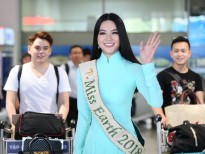 Diện áo dài xanh mướt, Hoa hậu Trái đất Phương Khánh dịu dàng trong vòng tay khán giả quê hương