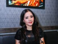 Ca sĩ - Diễn viên Kim Huyền Mai và món Gỏi bào ngư
