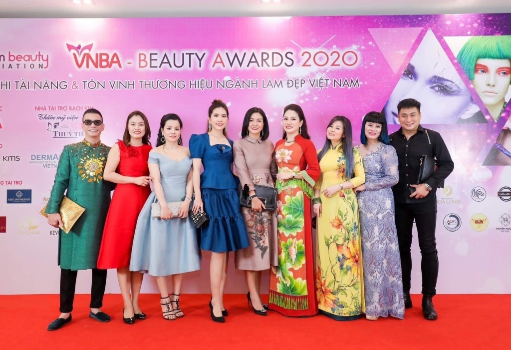 nha tao mau van thi minh phuong lam co van cuoc thi vnba beauty awards 2020