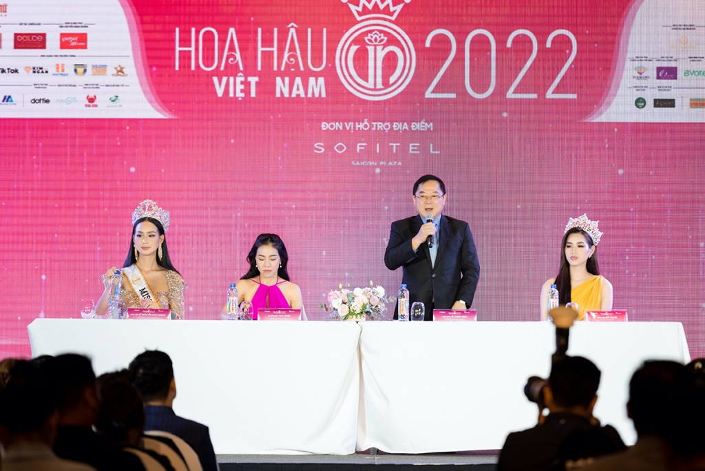 Hoa hậu Đỗ Thị Hà: 'Cô gái kế nhiệm Hoa hậu Việt Nam phải chịu được sức nặng của vương miện'