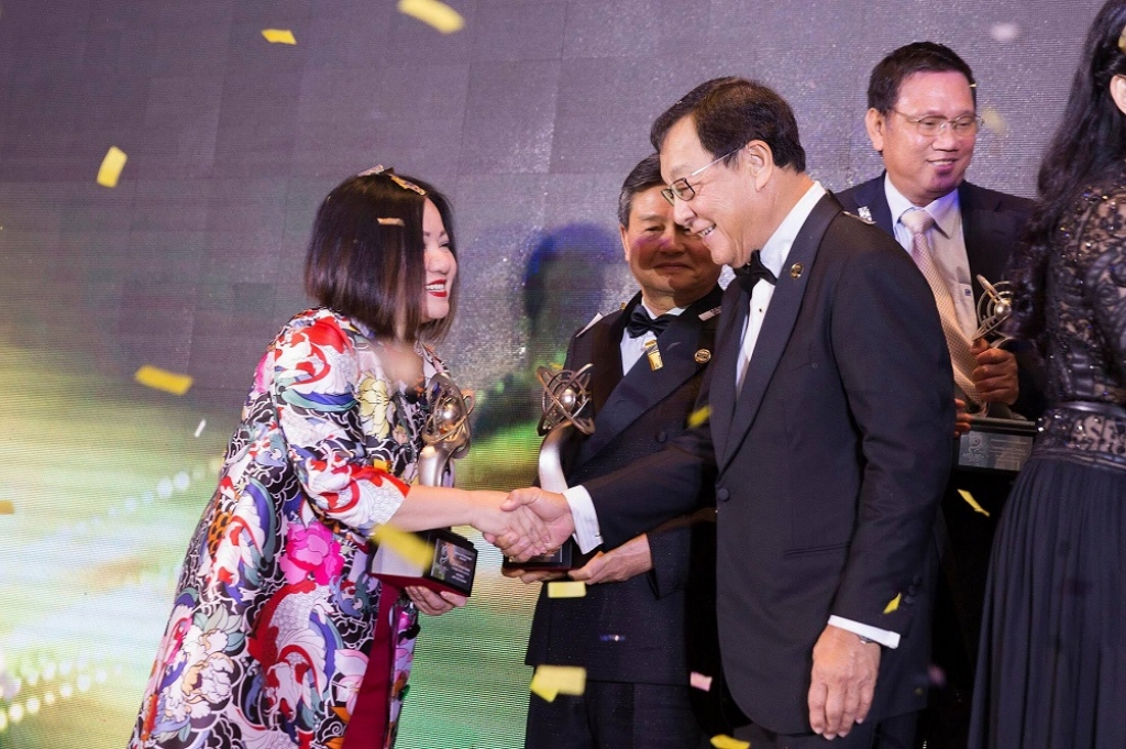 ceo multimedia jsc trang le duoc vinh danh doanh nhan xuat sac 2017