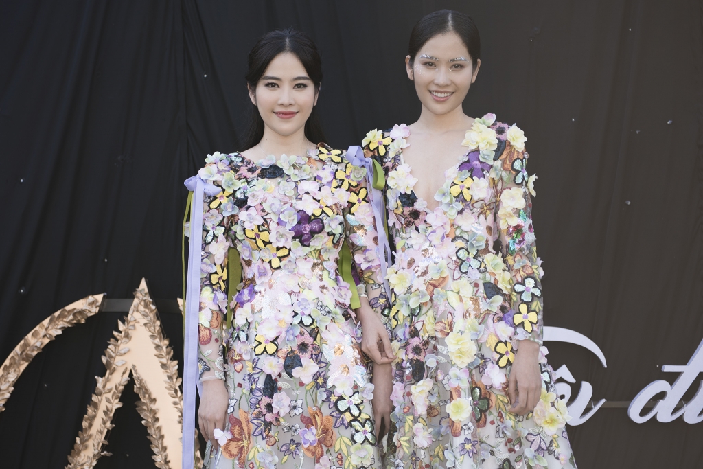 hai nang tien hoa nam anh nam em long lay dao buoc tai ami fashion show 2018