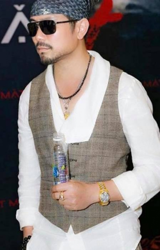 quyet dinh nuoi rau jimmii nguyen chuan bi lan san dien anh