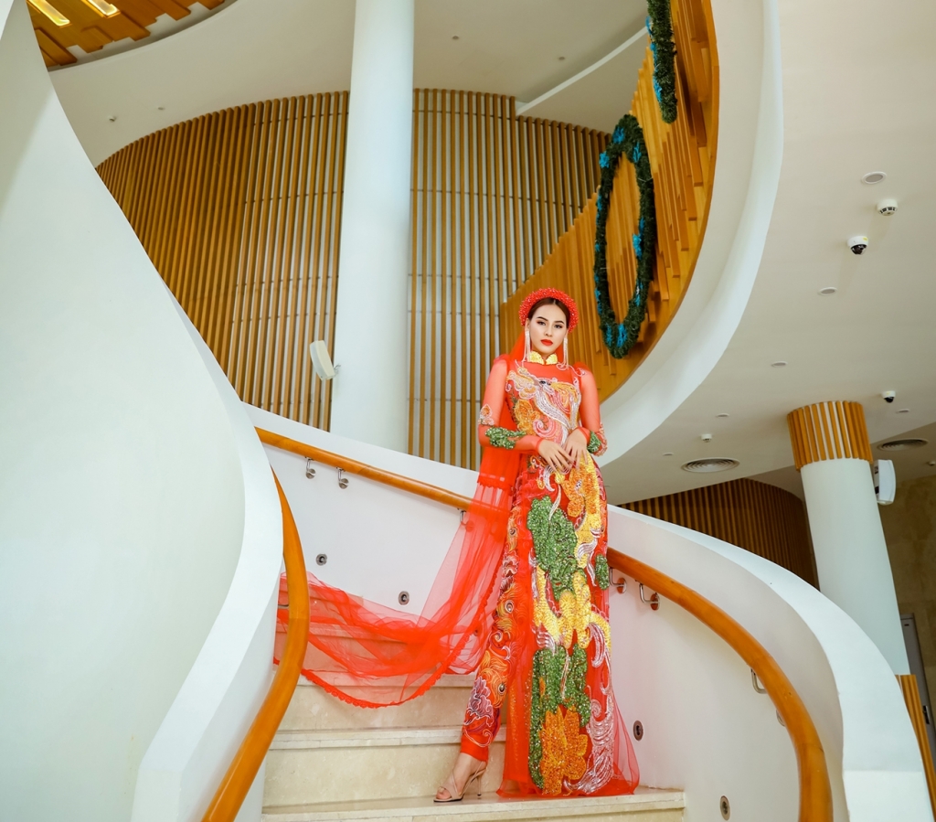 hoa khoi khanh my tu van ao dai cuoi ngay vu quy cuc dep