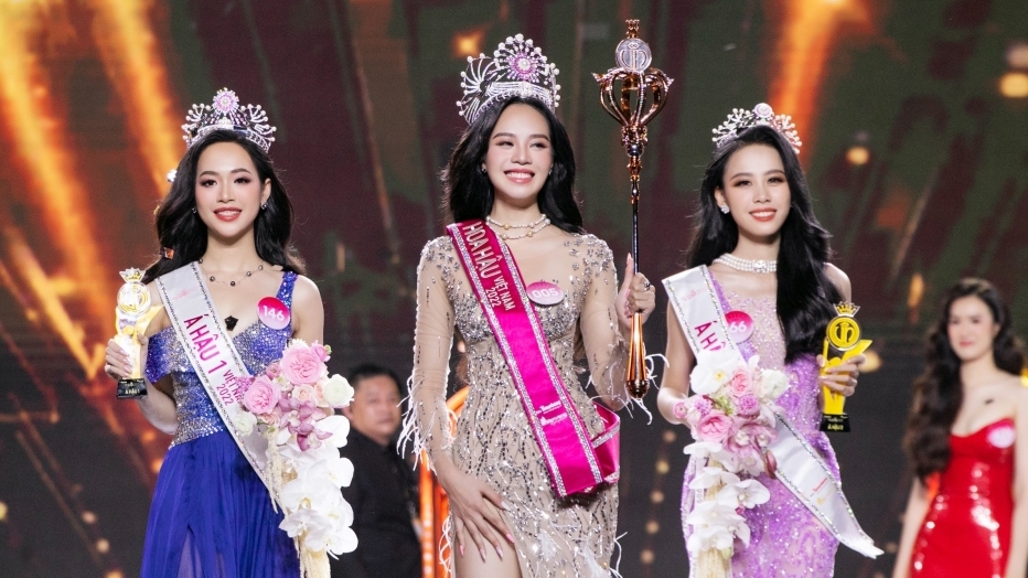 Người đẹp đến từ Đà Nẵng Huỳnh Thị Thanh Thủy đăng quang ‘Hoa hậu Việt Nam 2022‘