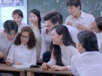 'Cô gái đến từ hôm qua' gây thương nhớ tuổi học trò với trích đoạn MV 'Tình thơ'