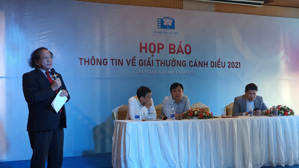 PGS-TS Đỗ Lệnh Hùng Tú – Chủ tịch Hội điện ảnh Việt Nam chia sẻ tại buổi họp báo