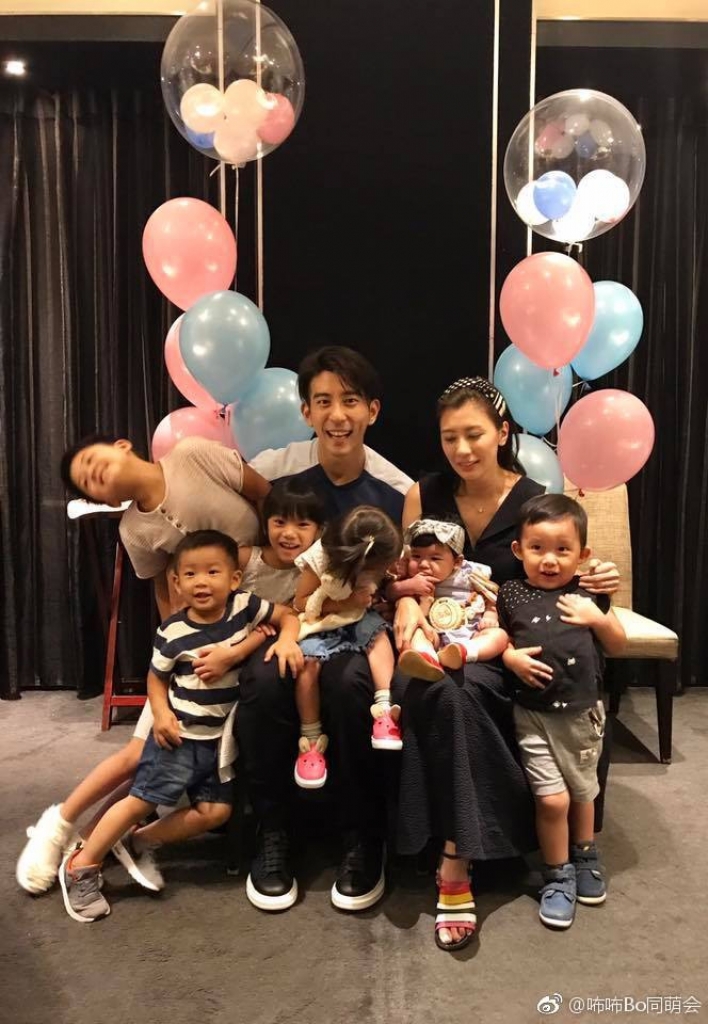 gia tinh van tu kiet giai khoe anh gia dinh sau chuyen sang viet nam