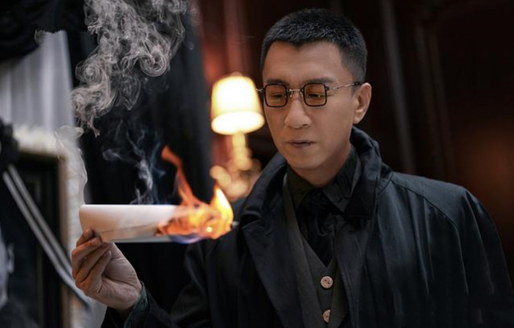 'Tảo Hắc Phong Bạo' của Trương Nghệ Hưng mới lên sóng 8 tập đã được trao danh 'vua bùng nổ 2021'