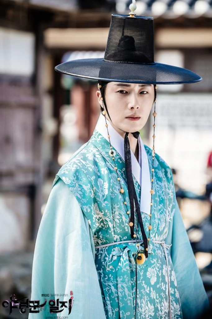 jung il woo bi phinh dong mach nao van thuc hien nghia vu quan su