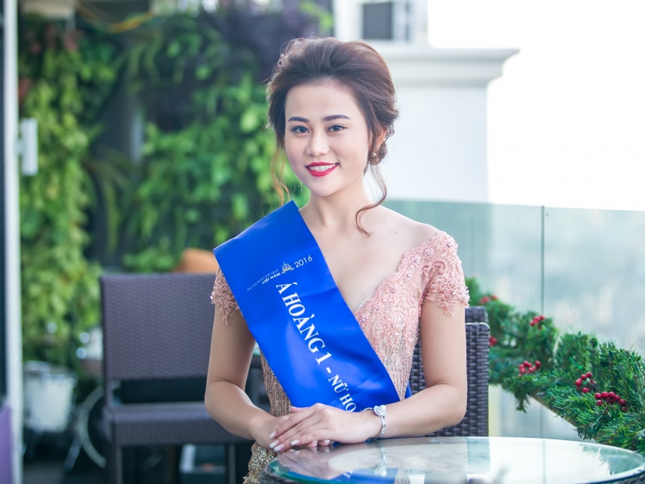 Người đẹp Cao Thùy Trang xác nhận thi Hoa hậu hoàn vũ Việt Nam 2017