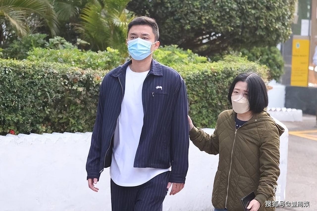 Diễn viên TVB nổi tiếng chia sẻ cuộc sống trong tù trong nước mắt, xấu hổ với bố mẹ