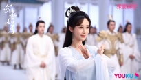 Dương Tử gây ấn tượng mạnh mẽ với tạo hình tóc trắng trong 'Trầm Vụn Hương Phai'