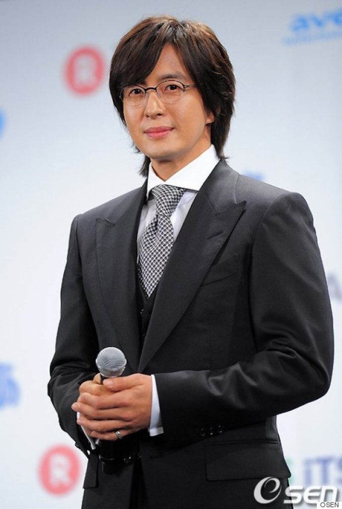 Пэ джун. ПЭ Ен Чжун. ПЭ ёнджун корейский актёр. Bae Yong Joon. Пе ён Джун актер.
