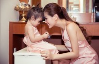 Á hậu Diễm Trang: Mang lạc quan của mình truyền cho con gái