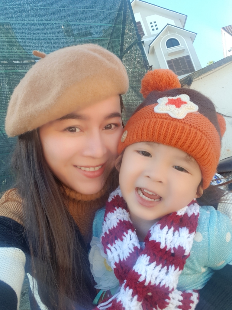 dien vien mc ngoc thuy niem vui cua ba me la nhin thay nu cuoi cua con