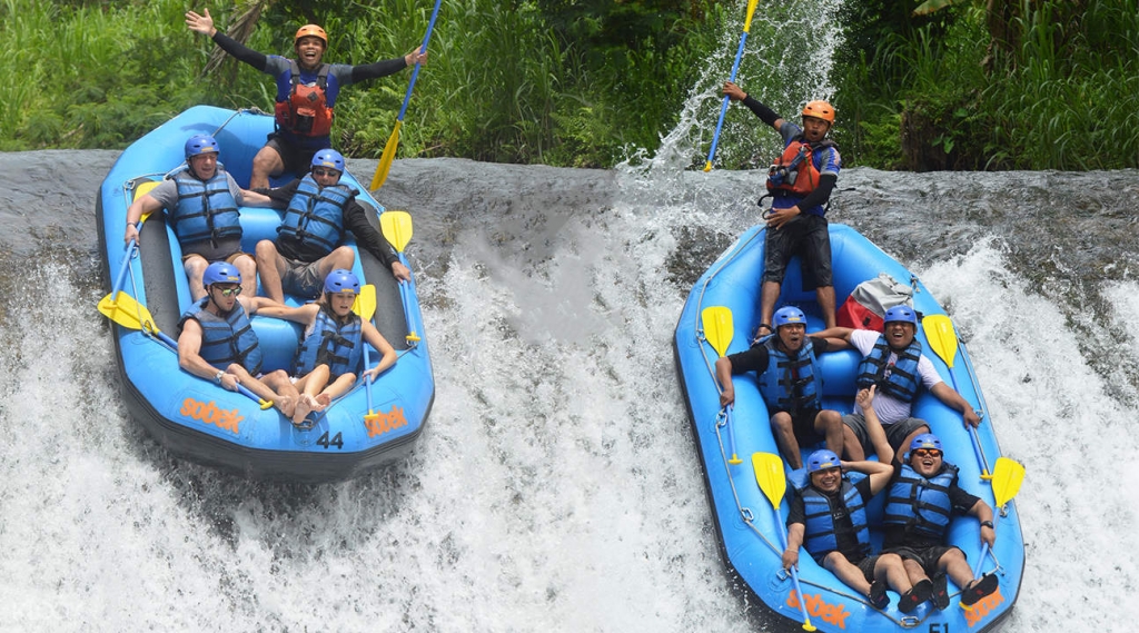 Đến Bali, phải thử trò chơi mạo hiểm! den bali phai thu tro choi mao hiem