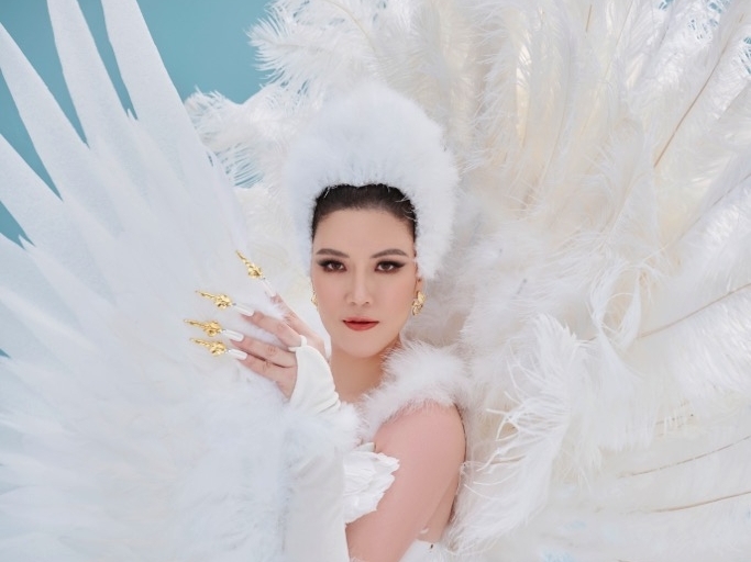 Cánh cò Việt Nam xuất hiện trên trang phục dân tộc của Người đẹp Trâm Anh tại 'Mrs International Global 2023'