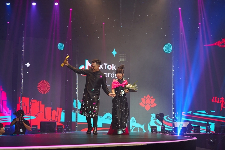 'Đêm Vinh danh TikTok Awards Việt Nam 2022': Hành trình tôn vinh tinh thần sáng tạo