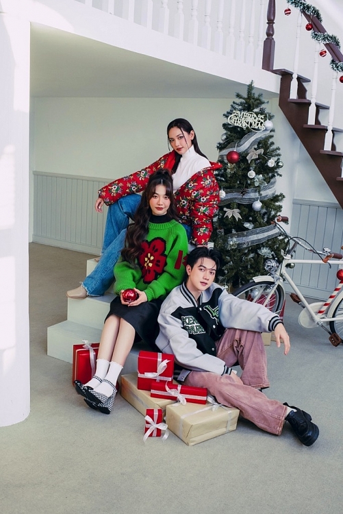 Cara, Jsol và Hoàng Duyên rạng rỡ trong bộ hình đón Giáng sinh cùng DreamS Entertainment