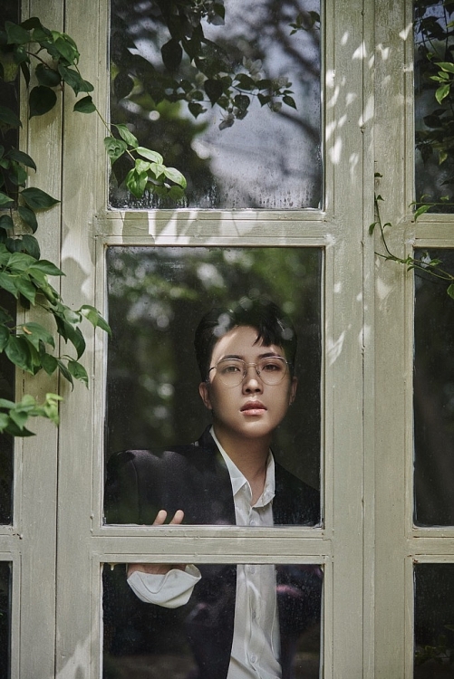 Kai Đinh phát hành single 'Winter warmer' mới, kết hợp cùng Min, GREY D, Orange
