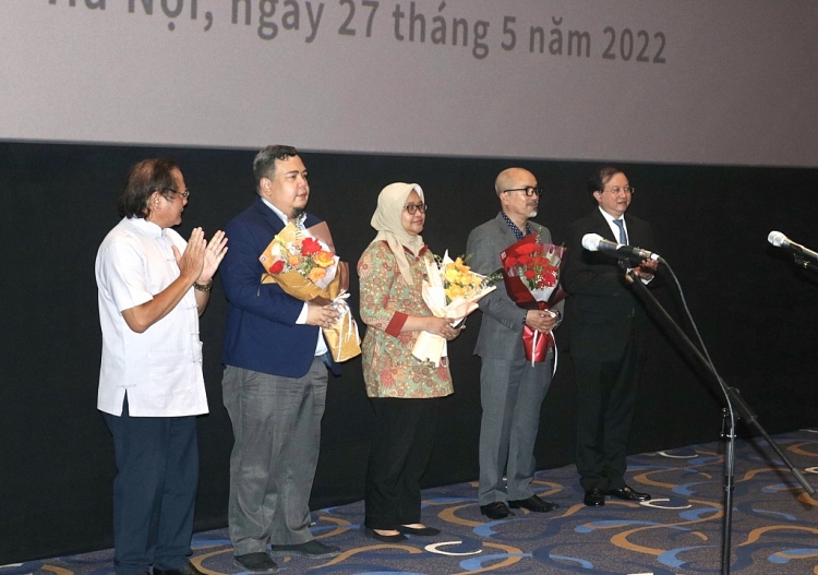 Khai mạc Tuần phim ASEAN 2022: Khán giả Thủ đô nô nức tham dự, phòng chiếu kín chỗ!