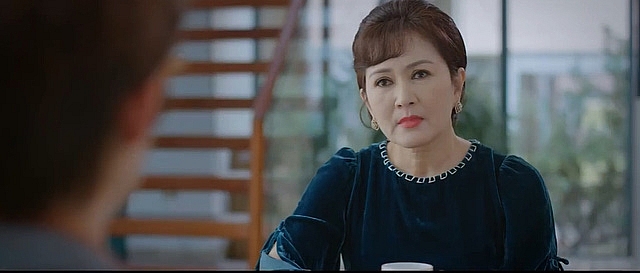 ‘Thương ngày nắng về 2’ tập 30: Duy và Trang quấn quít bên nhau, bà Nhung bối rối