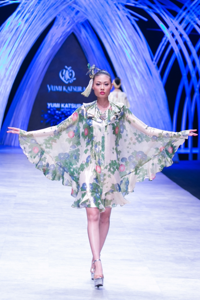 vietnams next top model chinh thuc tro lai cung phien ban moi