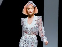 Trở lại sàn catwalk, siêu mẫu Vũ Thu Phương làm vedette show Phoenix_V
