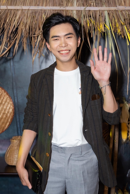 'Đảo độc đắc - Tử mẫu Thiên linh cái': Tiểu Vy và Sam lần đầu đóng phim kinh dị