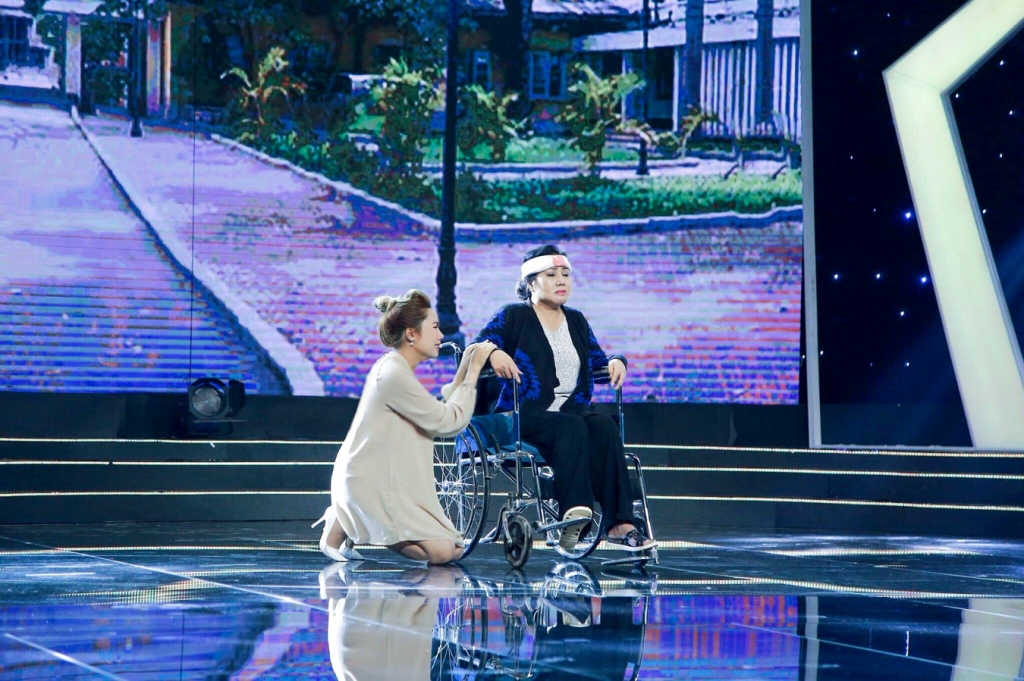 chau ngoc tien khong ngai phan anh hien thuc gioi tre