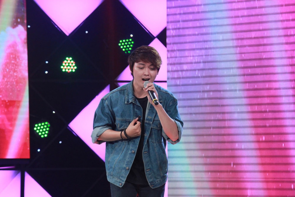 duc duy khien khan gia bat khoc voi mv cho con duoc thay cha