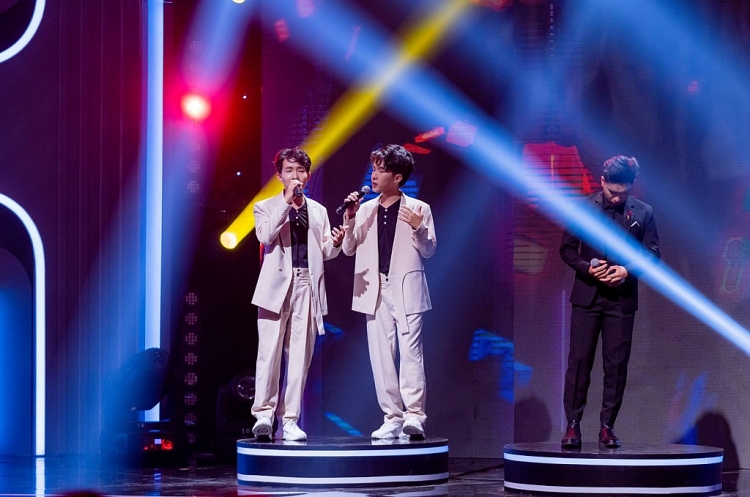 'Trốn đàn chị' đi thi gameshow, Yến Nhi - Mắt Ngọc xuất sắc lọt vào vòng trong tại 'Người hát tình ca 2022'
