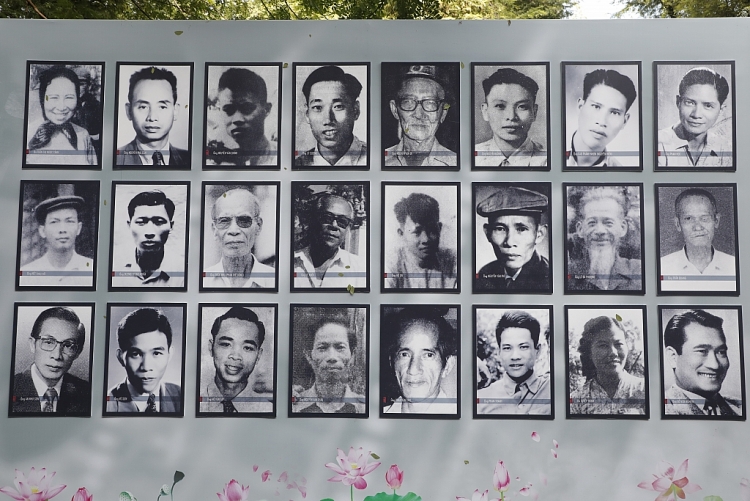 Hơn 140 bức ảnh về điện ảnh Cách mạng Bưng biền - Nam Bộ được triển lãm tại Thư viện Khoa học tổng hợp thành phồ Hồ Chí Minh
