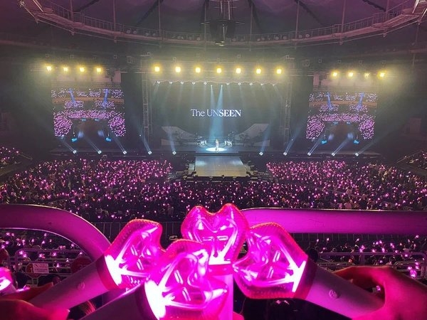 SM sóng gió 'gia tộc' nhưng vẫn khởi động Taeyeon concert khiến fan mừng rỡ