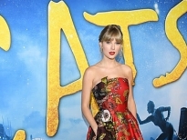 Taylor Swift đẹp rạng ngời trong buổi công chiếu siêu phẩm âm nhạc 'Cats - Những chú mèo'