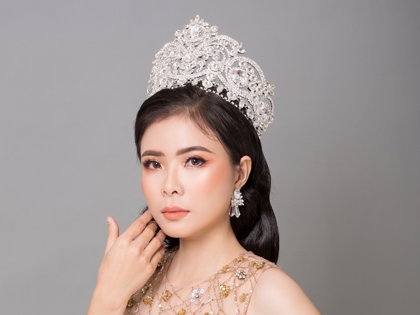 'Hoa hậu Sắc đẹp Thế giới 2019' Đặng Thu Thảo lung linh trong bộ ảnh mới sau đăng quang