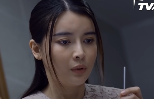 'Bão ngầm' tập 65: Hạ Lam phát hiện chuyện 'động trời', liệu cô có phá hỏng chuyên án 5.000 bánh heroin?
