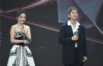 Dương Mịch và Đặng Siêu giành chiến thắng tại Đêm Weibo 2017
