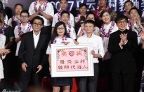 Jack Ma cùng Thành Long, Lý Liên Kiệt… khởi xướng giáo dục thoát nghèo