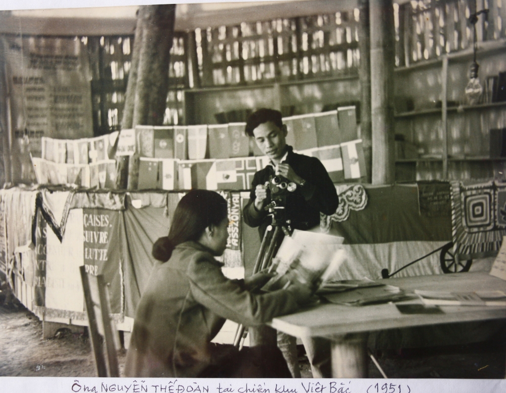 5. Quay phim Nguyễn Thế Đoàn tại chiến khu Việt Bắc năm 1951 5. Quay phim Nguyễn Thế Đoàn tại chiến khu Việt Bắc năm 1951