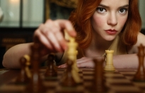 Vì sao 'The Queen's Gambit' lại trở thành hiện tượng mới trên Netflix?
