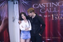 Chị gái hoa khôi Nam Em diện áo bà ba đi casting kịch 