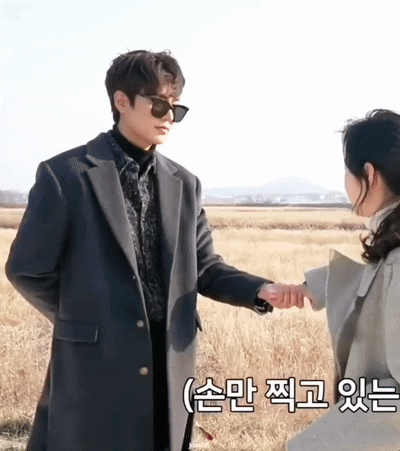 Bằng chứng Lee Min Ho hẹn hò sao nữ 'Quân vương bất diệt' Kim Go Eun - Giải  trí