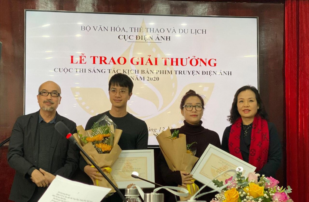 Kịch bản phim Việt: Cái giá của lòng tin!?