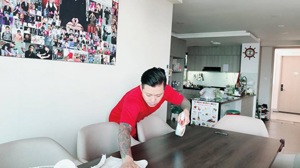 Những sao nam đào hoa bậc nhất Vbiz sau khi kết hôn xong thì 'chỉ có vợ con là nhất' 3