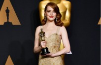 Đã thắng Oscar lại đẹp hết phần người khác, Emma Stone chính là nữ thần của đêm trao giải!