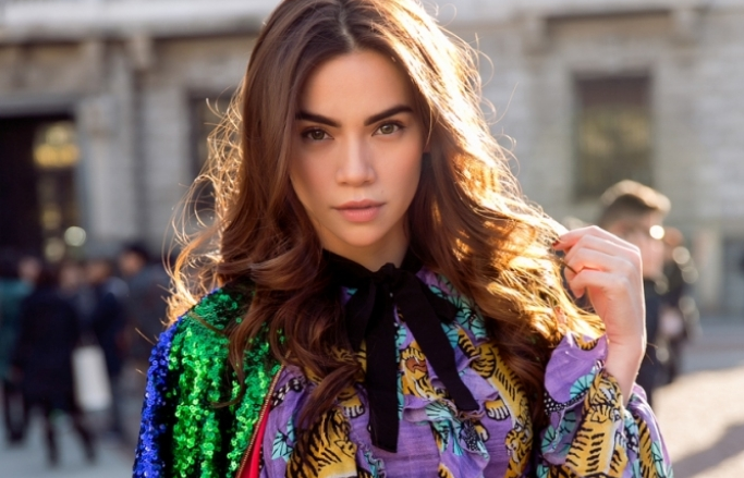 Hồ Ngọc Hà sành điệu dạo phố châu Âu